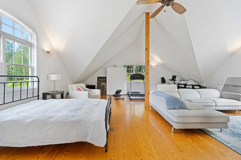 470 Harrington Drive Photo 42