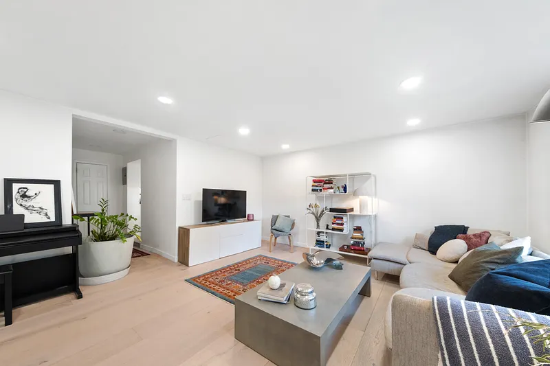 30 Windsor Terrace  #AA1 Photo 3