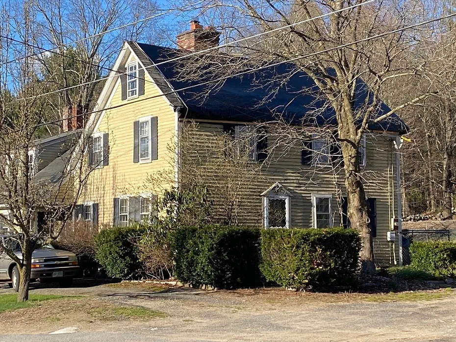 473 High St Photo 2