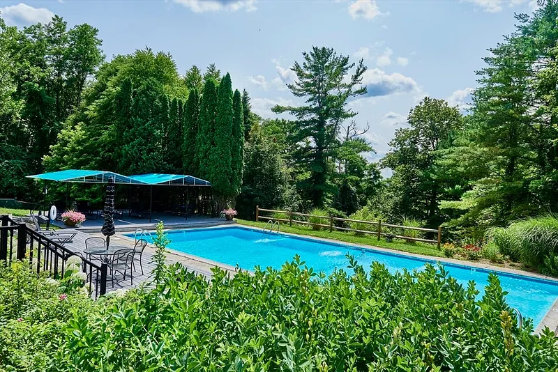 11 Prospect Hill  #8 Photo 39