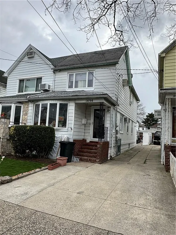 1494 E 58th Street Photo 2