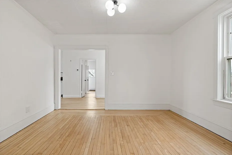 193 Jepson St Photo 11