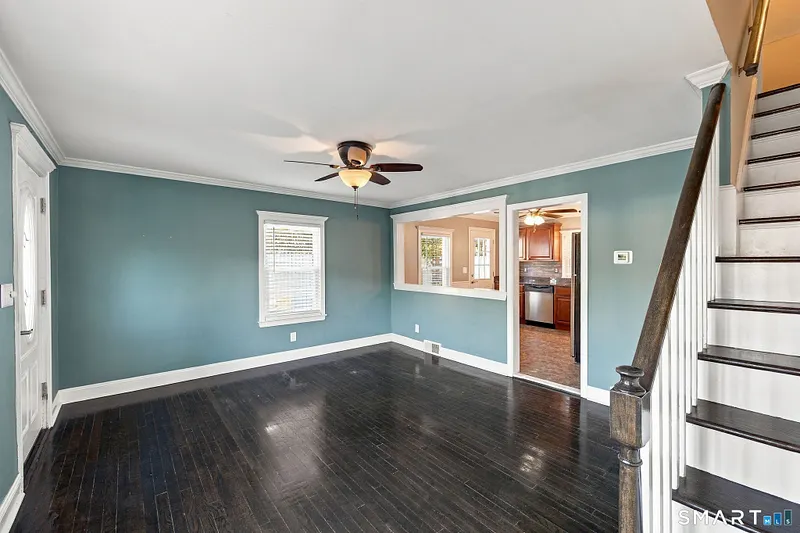 15 Ashland Avenue Photo 8