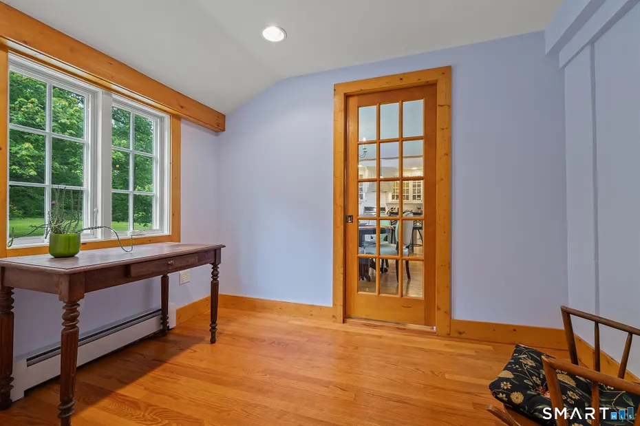 539 Hopewell Road Photo 14