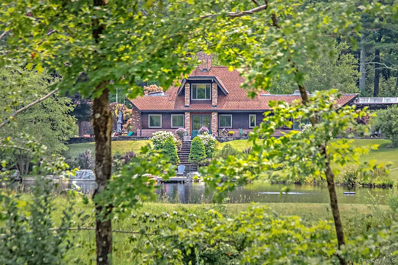 262 Macdaniel Road Photo 45