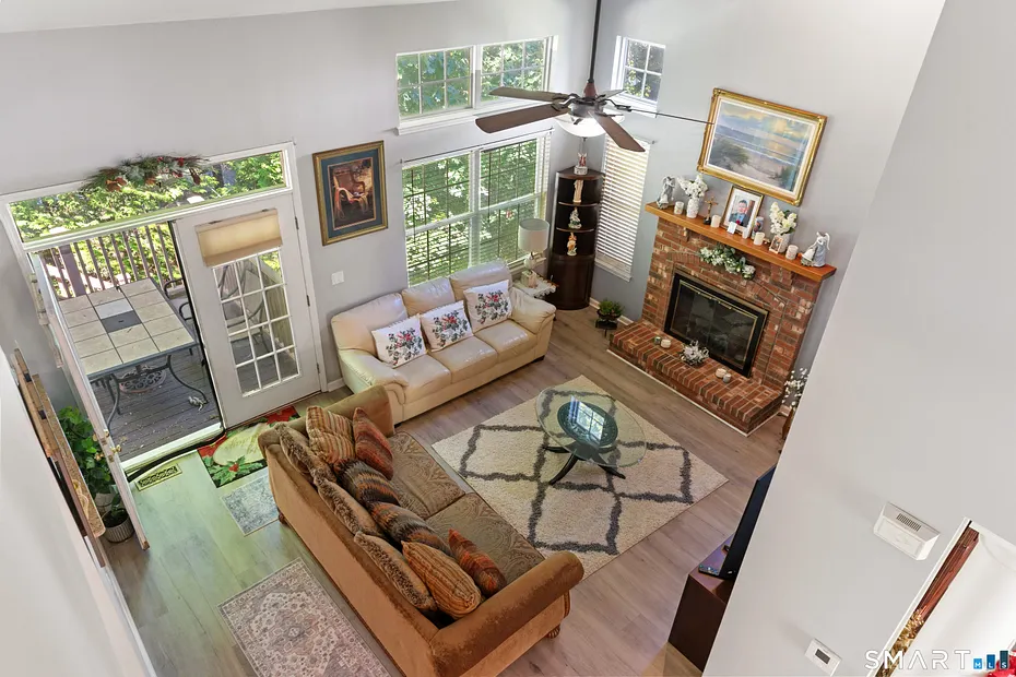 40 Lexington Way North Photo 25