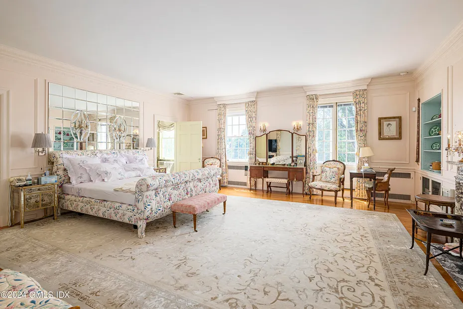 10 Cliffdale Road Photo 25