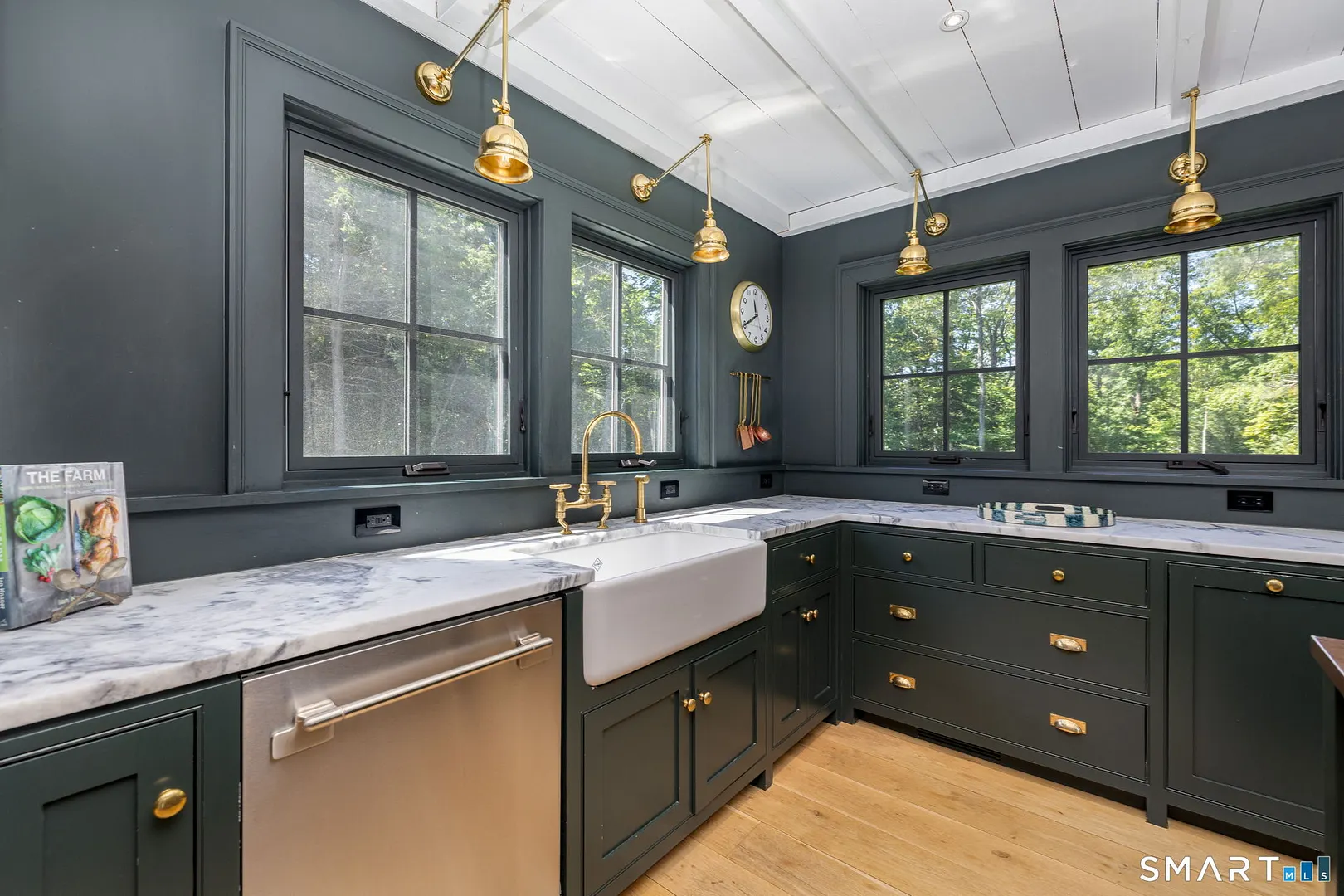 631 Milton Road Photo 8