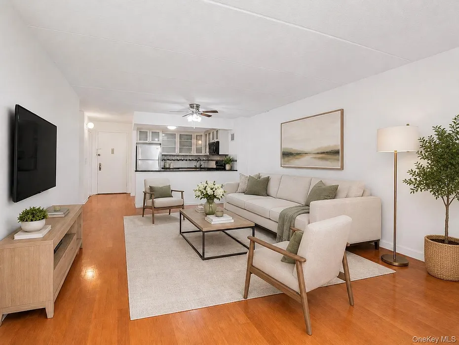 777 N Macquesten Parkway  #203 Photo 9