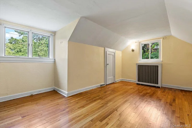 38 Fenimore Drive Photo 19