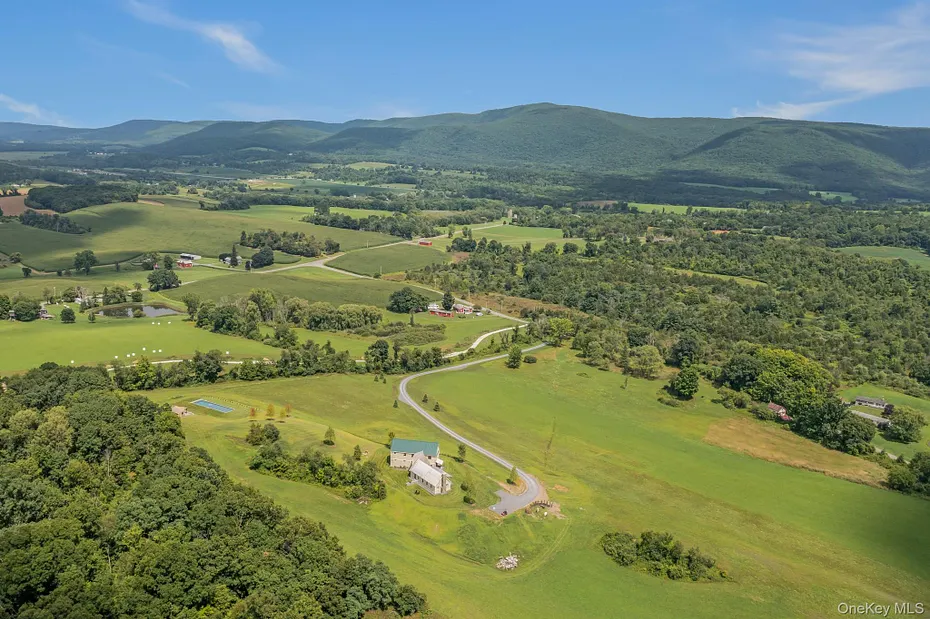 1105 East Ancram Road Photo 21