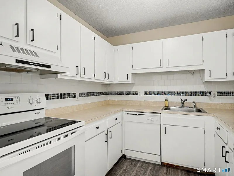 459 East Mitchell Avenue #459 Photo 16