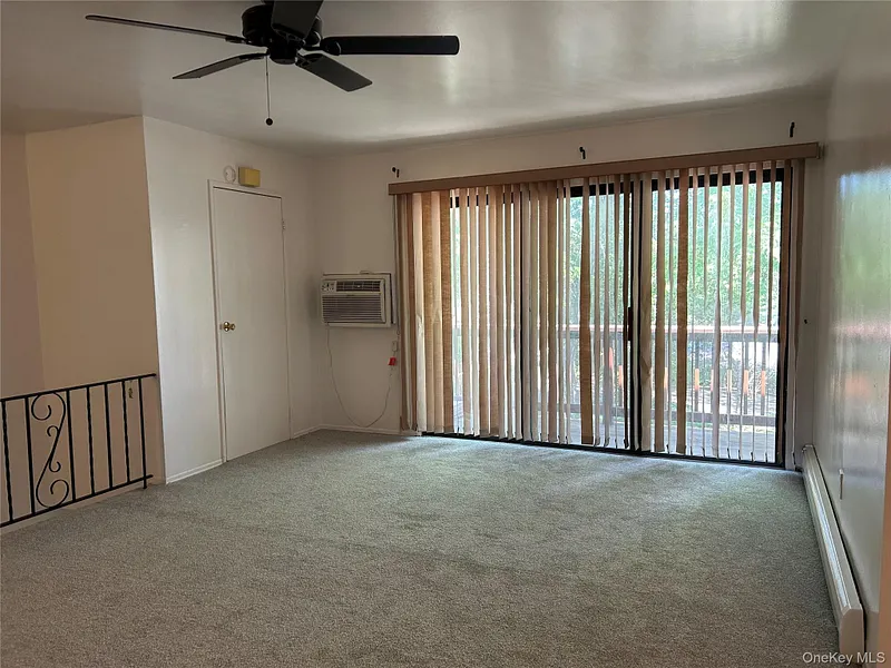 284 Sneden Place W #284 Photo 6