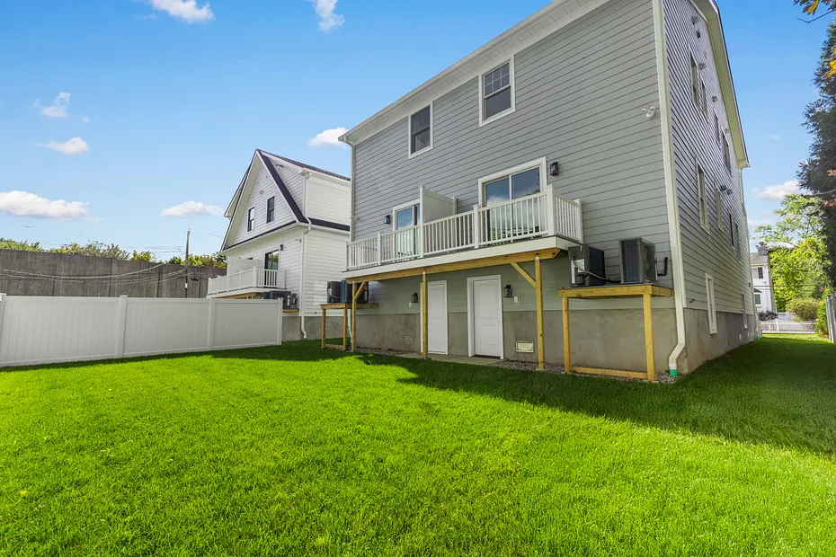 161 Ellsworth Avenue #161 Photo 22