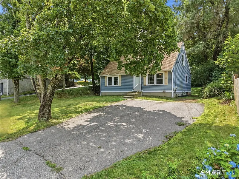 124 Yantic Road Photo 1