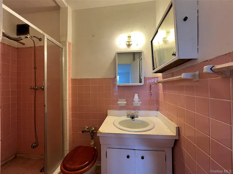 315 King Street  #2H Photo 7