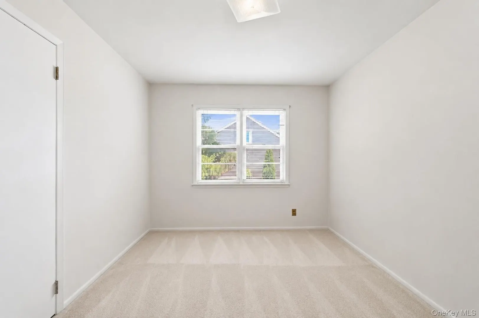 9 Parkfield Road Photo 29