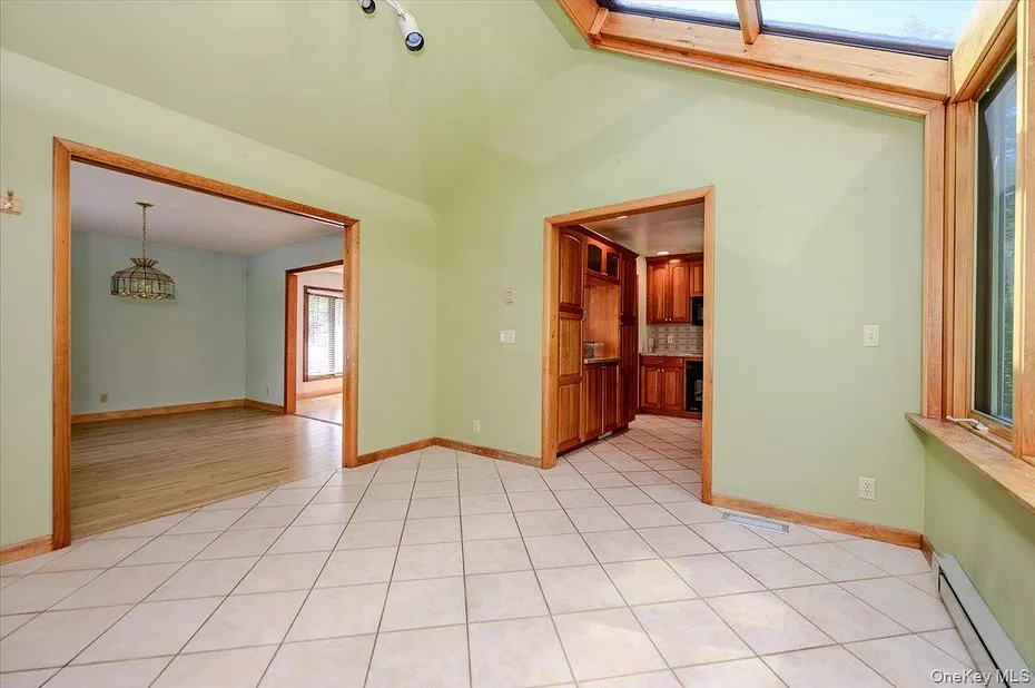 9 Somerstown Road Photo 11