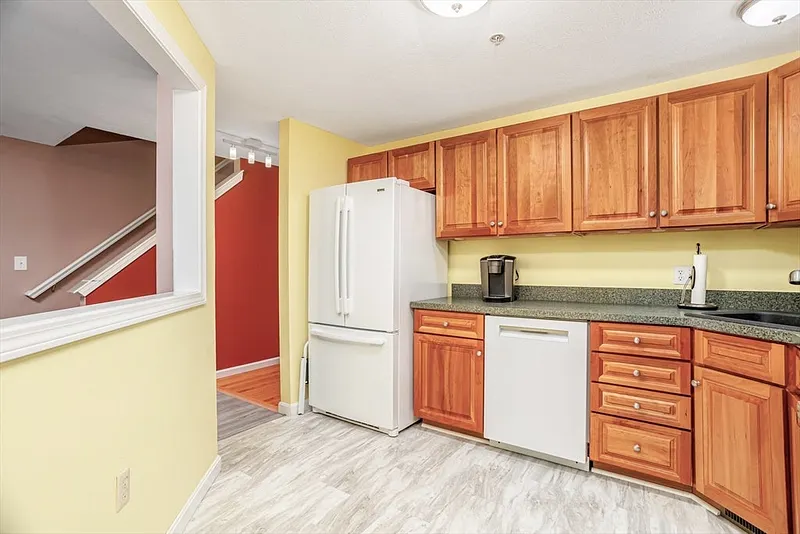 195 Bridle Cross Road #195 Photo 8