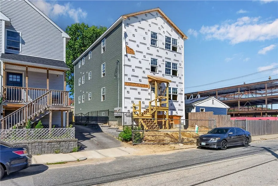 141 Ocean Street Photo 1