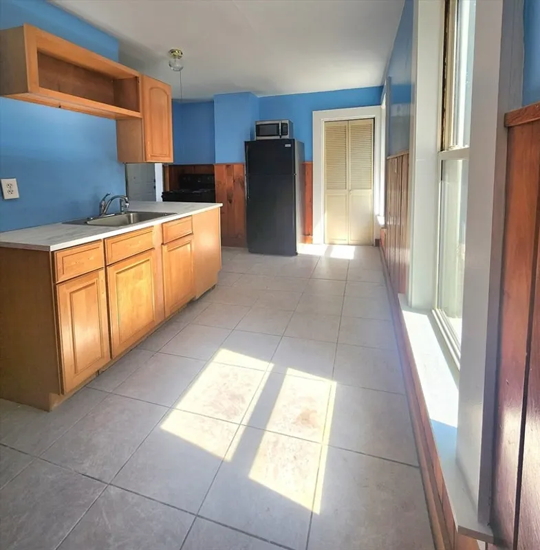 90 Quaboag St Photo 15