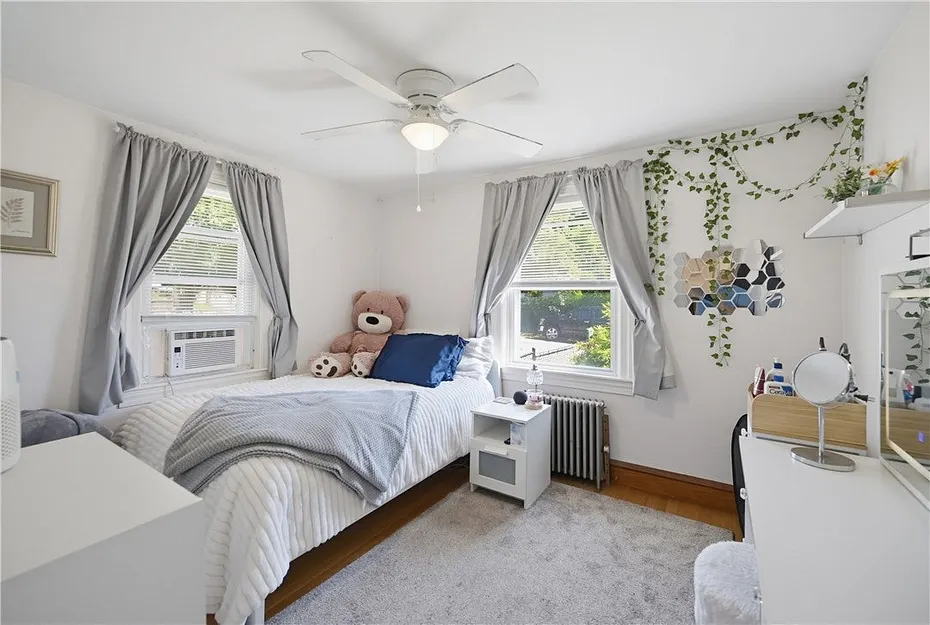 63 Taft Street Photo 16