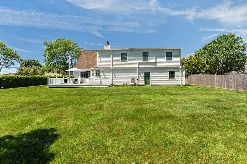 14 Wolcott Avenue Photo 37