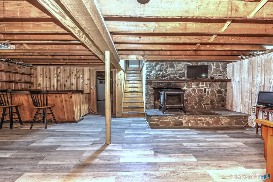 86 Spencer Hill Photo 13
