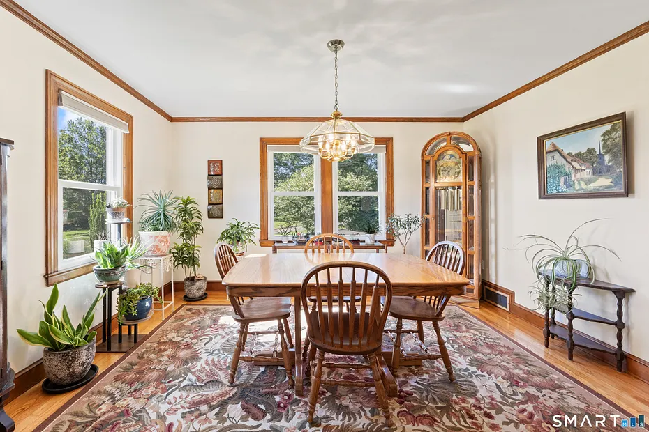 161 Upper State Street Photo 6