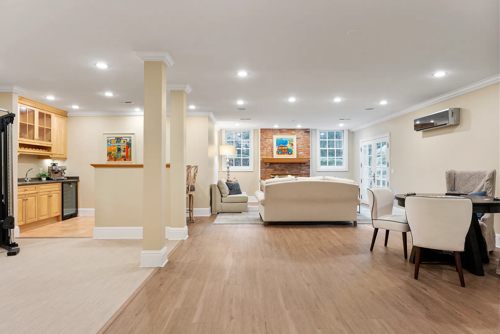 7 Farnham Way Photo 34