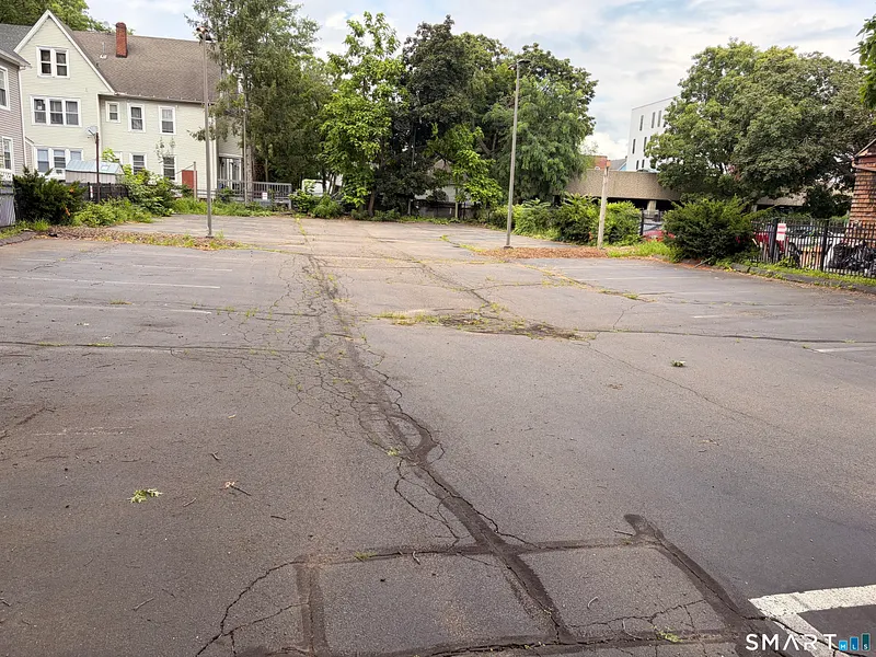 707 George Street Photo 1