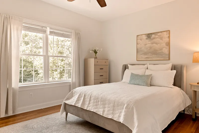 14 Highwood Crossing Photo 24