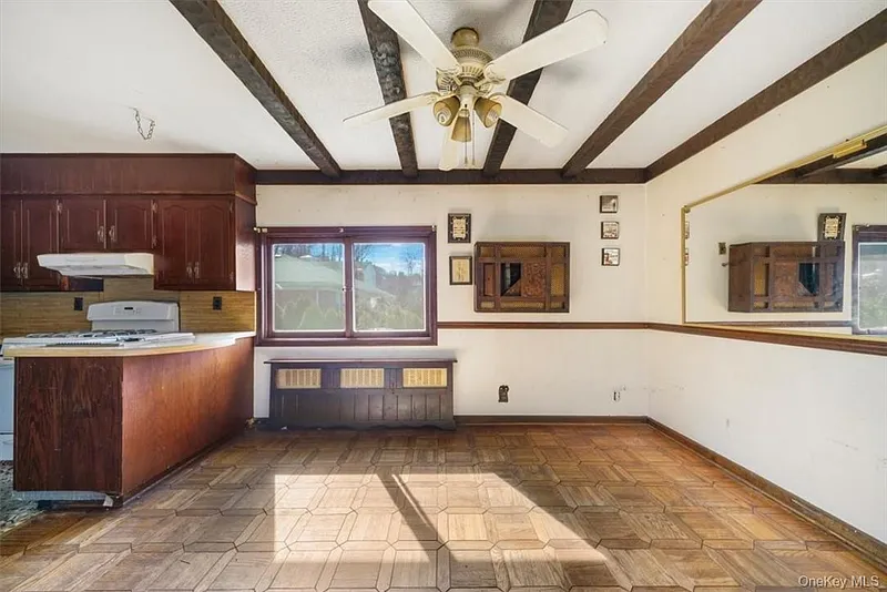 150 Park Hill Avenue Photo 13