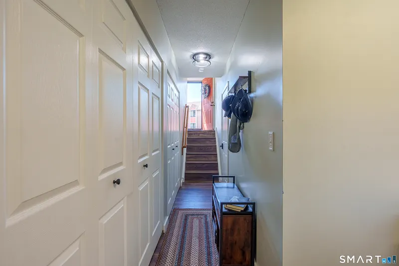 213 West Town Street  #E23 Photo 26