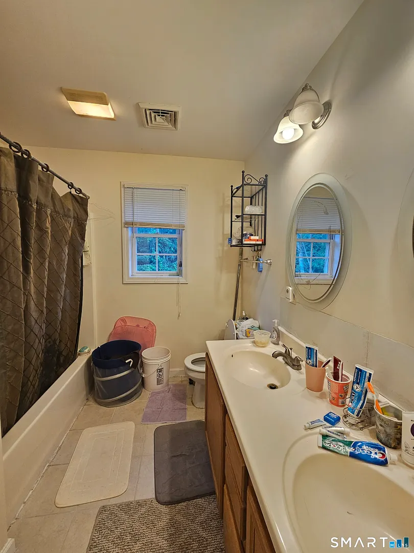 54 Alice Street Photo 22