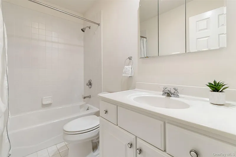 415 Heritage Hills Drive  #D Photo 20