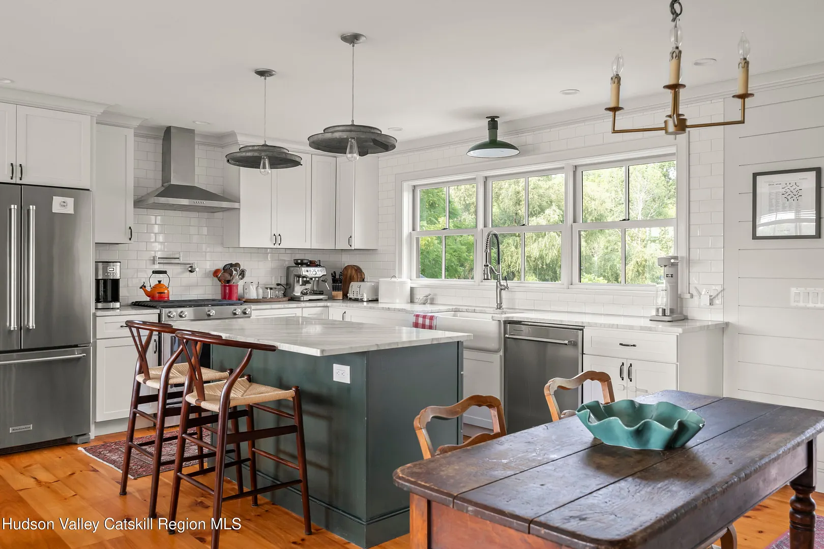 476 South Road Photo 8