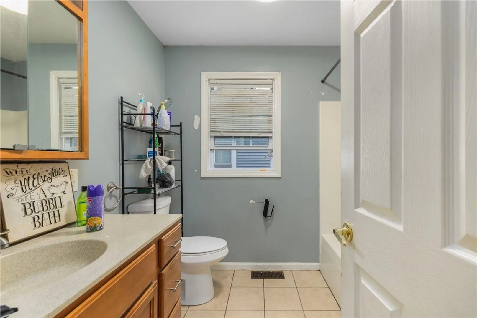 22 Aiken Street Photo 5