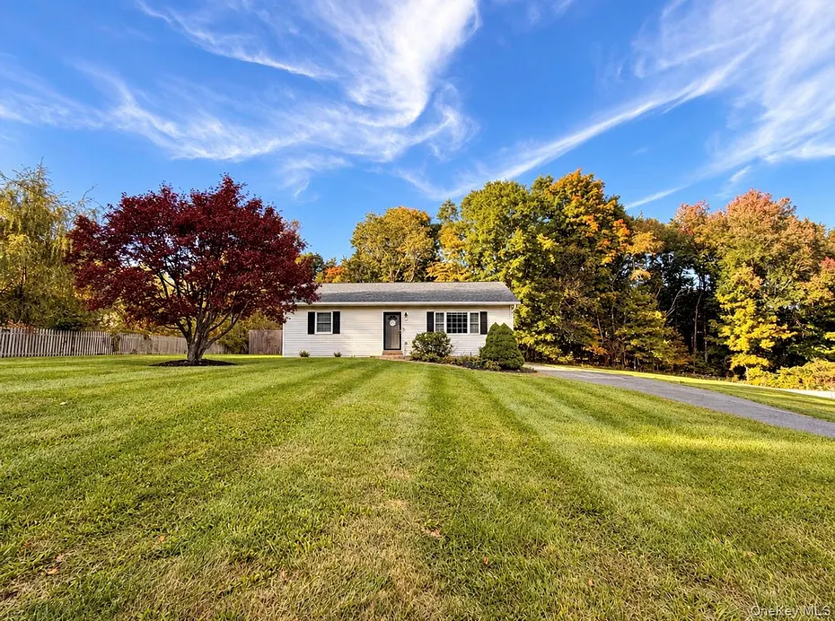 15 Countryman Lane Photo 1
