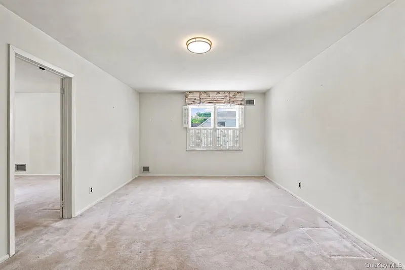 9 Parkfield Road Photo 23
