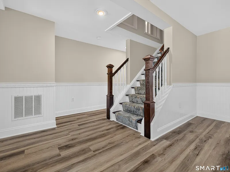 149 Liberty Street Photo 9