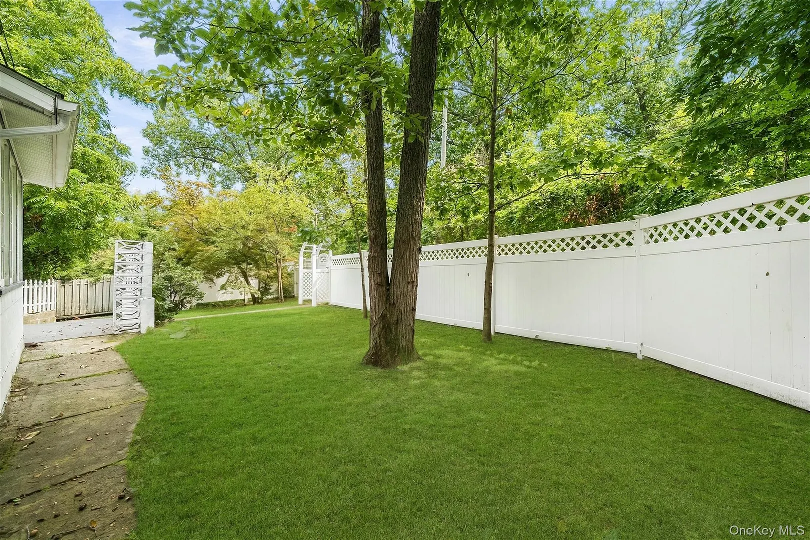 4 Hillside Trail Photo 38