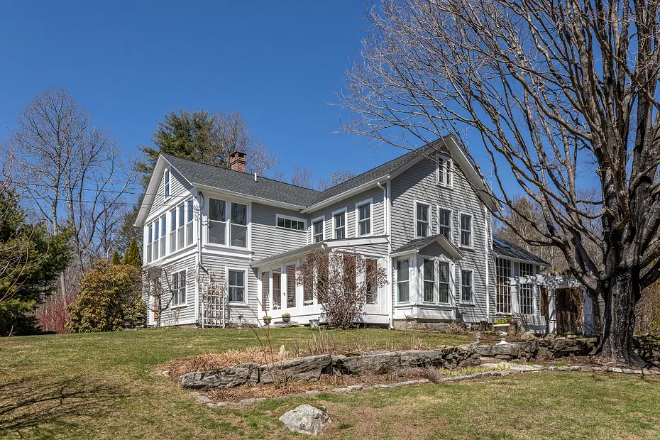 51 Mill Street Photo 35