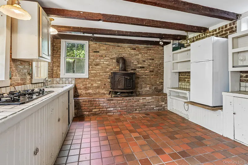 8 Reservoir Road Photo 11