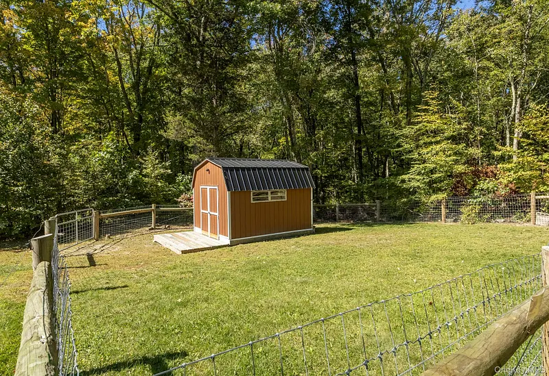 36 Appaloosa Lane Photo 35