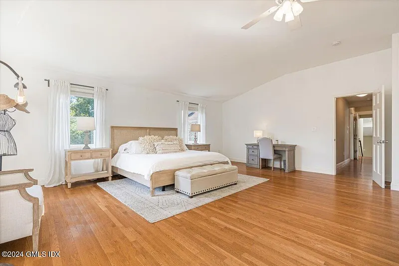 70 Gregory Road Photo 13