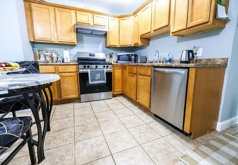 260 Fountain St  #C5 Photo 4