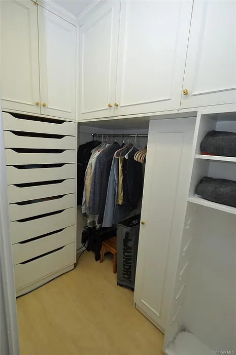 230 Garth Road  #3B1 Photo 27