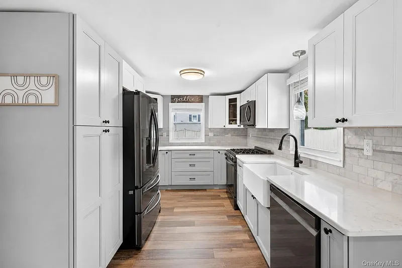 9 Arbor Drive Photo 8