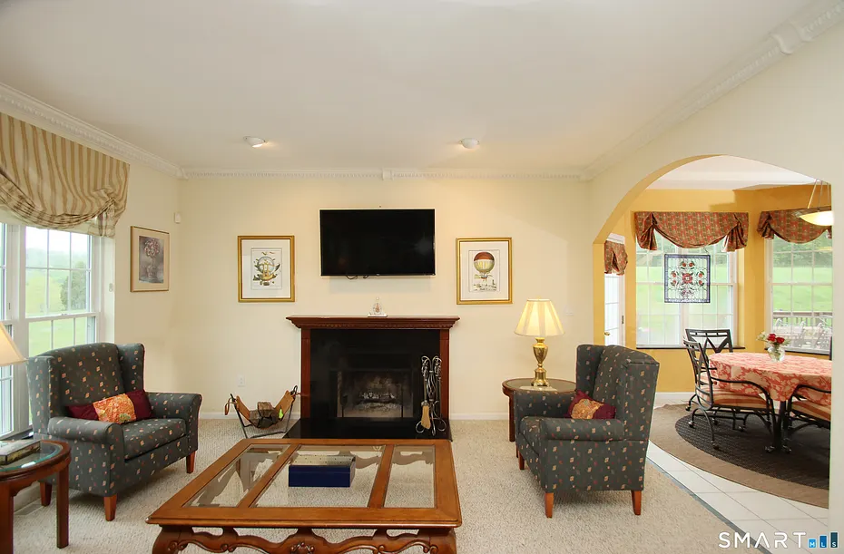 66 Wood Chase Lane Photo 12
